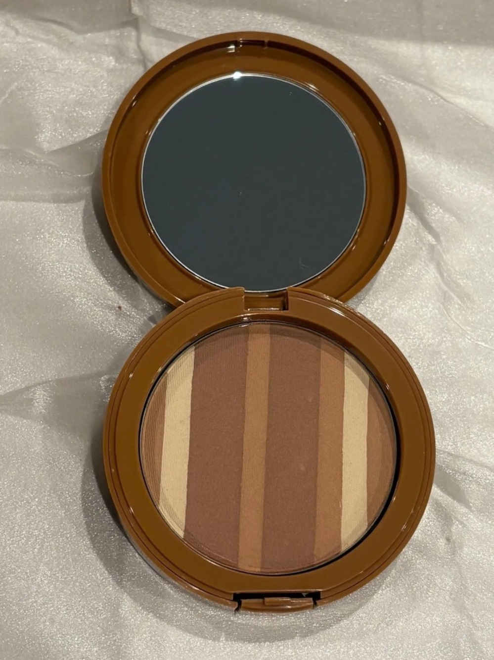 Belle Beauty by Kim Gravel Bronzebelle Bronzer Tuscan Sun Full size New - Picture 4 of 4